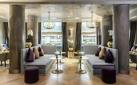 روزا غراند ميلانو - ستارهوتيلز كوليزيوني